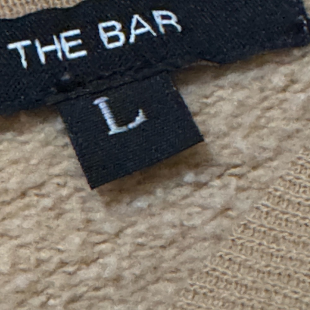 THE BAR Oversized Tan Crewneck Sweatshirt. Size Large. Like New! - Picture 3 of 3